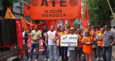 Crece la persecuci�n a gremialistas: ahora imputan a dirigentes mendocinos