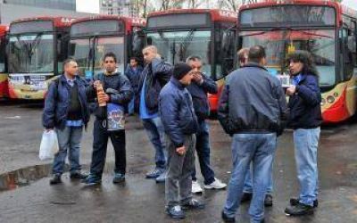 Un paro total en la L�nea 60 afecta a miles de pasajeros de la Provincia