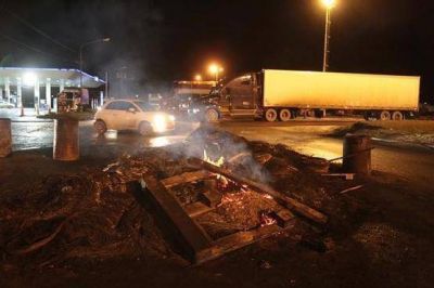 Termin� el conflicto del SOEM pero contin�an las dificultades para transitar en Autov�a