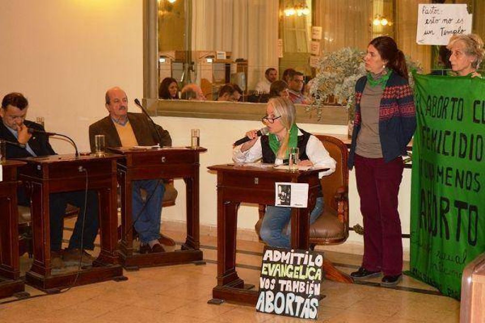 Pedido por el aborto legal, seguro y gratuito