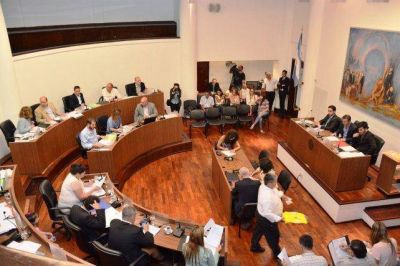 Concejo: la oposici�n pide la transferencia autom�tica de los fondos