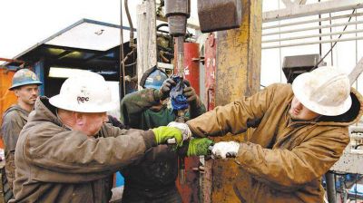Se demora el cierre de la paritaria petrolera