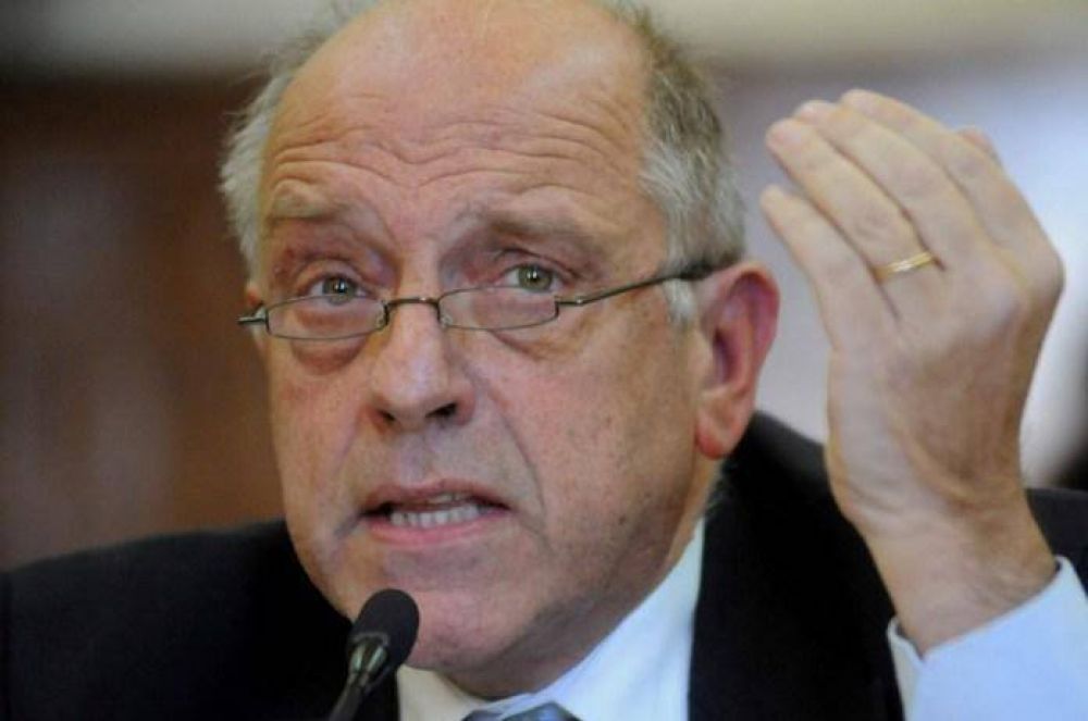 �En el sistema municipal de salud faltan profesionales e insumos�