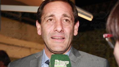 El intendente firm� un convenio de trabajo con los municipales