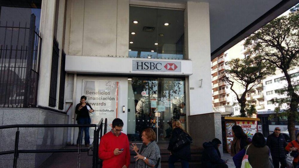Bancarios volvieron a suspender la actividad en el HSBC
