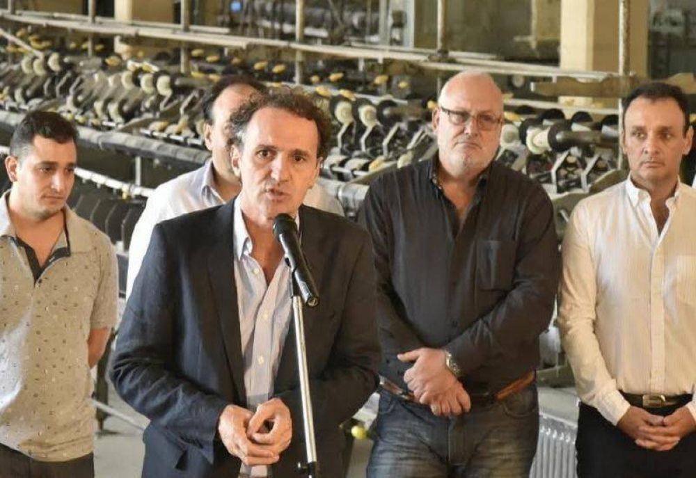 Katopodis le apunt� al Gobierno por la crisis de las Pymes