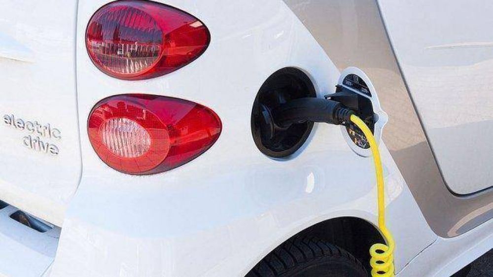 Buscan impulsar la producci�n de autos el�ctricos en Santa Fe