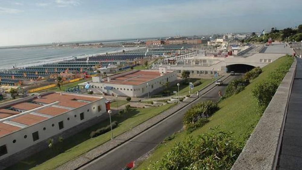 �Ser�a una locura habilitar un boliche en las cocheras de Playa Grande�
