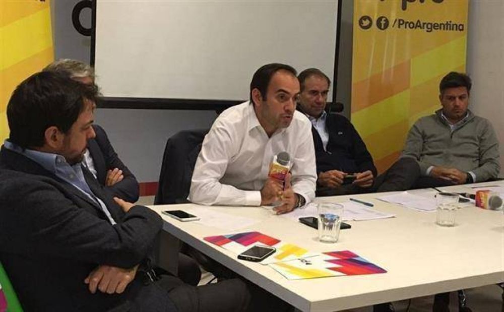 Los ministros salen a recaudar fondos para la campa�a electoral