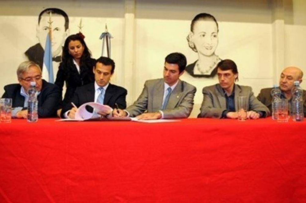Godoy pens� en dejar el Partido Justicialista