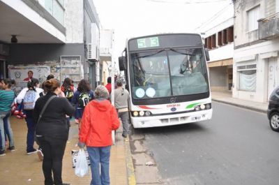 UTA cerr� aumento de 21% que se pagar� en tres tramos