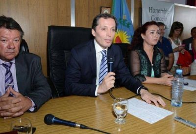 Gray conf�a en lograr la unidad del PJ antes del cierre de listas