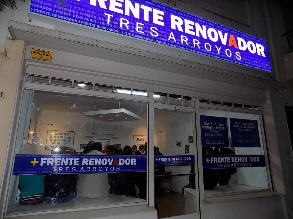 El Frente Renovador inaugur� nuevo local en pleno centro