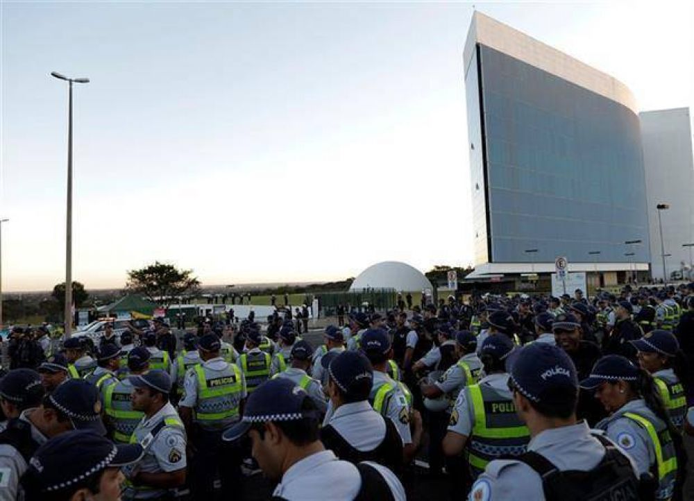 Se reanud� el juicio en el que Temer podr�a perder el poder