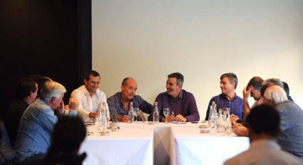 En shock, en el randazzismo dudan entre la v�a judicial o buscar una soluci�n pol�tica