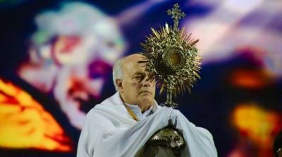 Miles en Argentina adoraron a Jes�s de Eucarist�a en concierto �Cielo Abierto�