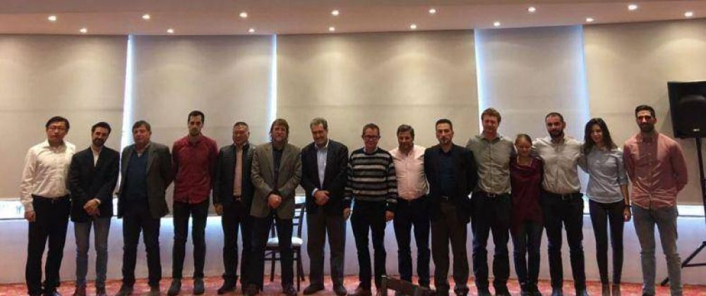 CONCLUYEN REUNIONES T�CNICAS POR CAUCHARI