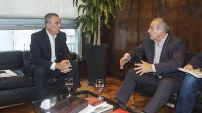 El Gobierno provincial volvi� a reclamarle a PAMI las deudas que mantiene con Chubut