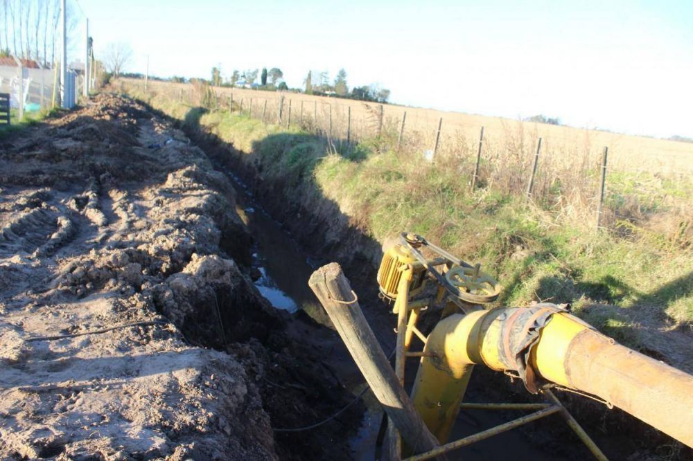 Esperan la autorizaci�n de Hidr�ulica para construir un canal de desagote