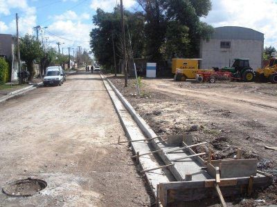 7 cuadras en la calle Piedrabuena y 5 en Padre Perna