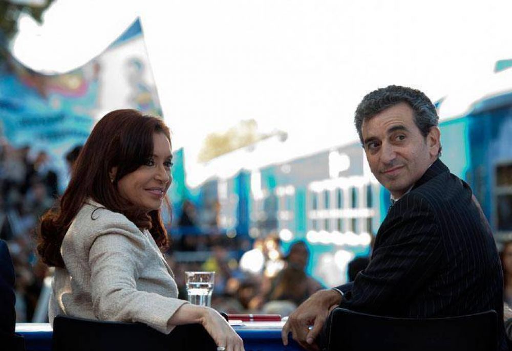 Cristina vuelve a cercar a Randazzo para evitar la interna en el FpV