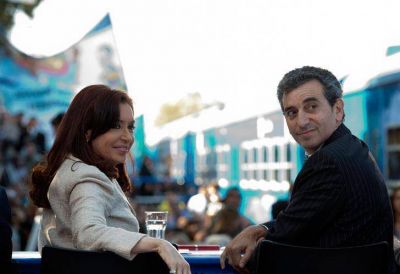 Cristina vuelve a cercar a Randazzo para evitar la interna en el FpV