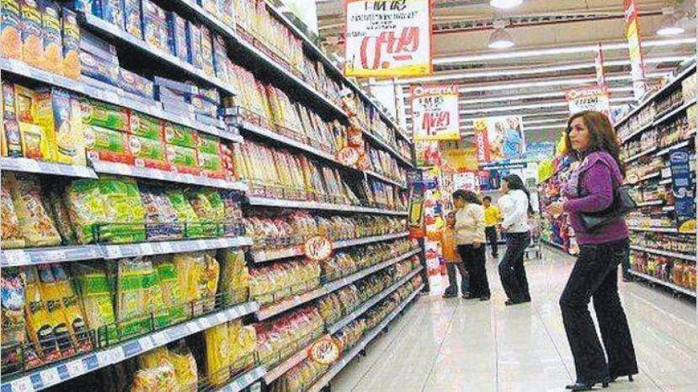 El consumo volvi� a caer fuerte en mayo y el semestre cerrar�a con una baja de 4%