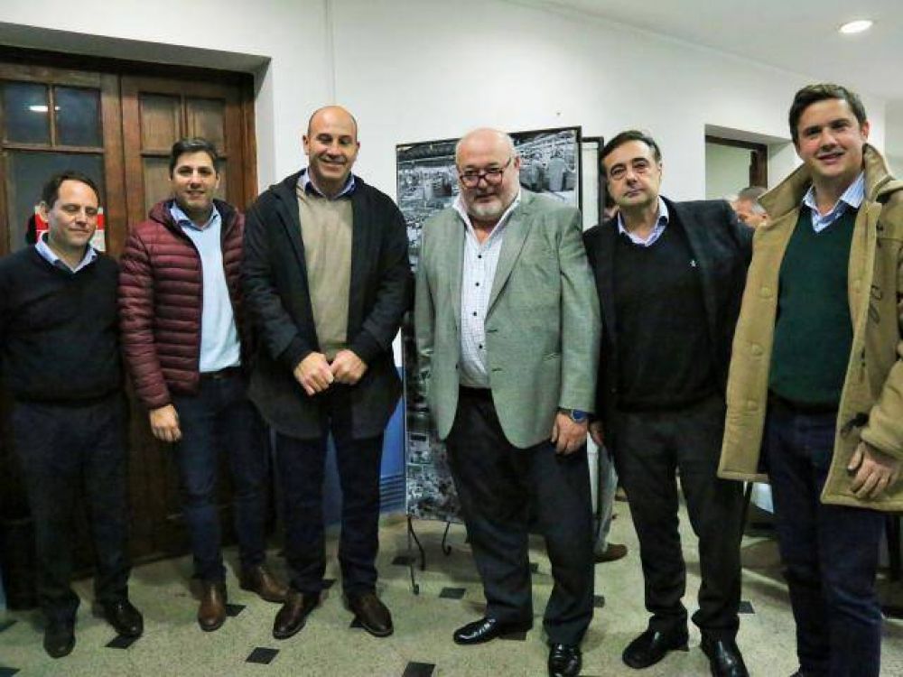 Molina se reuni� con empresarios