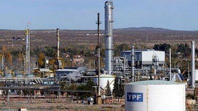El CEO de YPF dice que ya no es rentable perforar en Santa Cruz