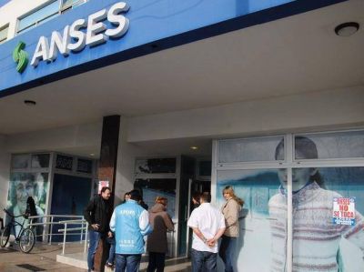 Presionan a personal de la Anses y los intimidan con la polic�a ante medida de fuerza