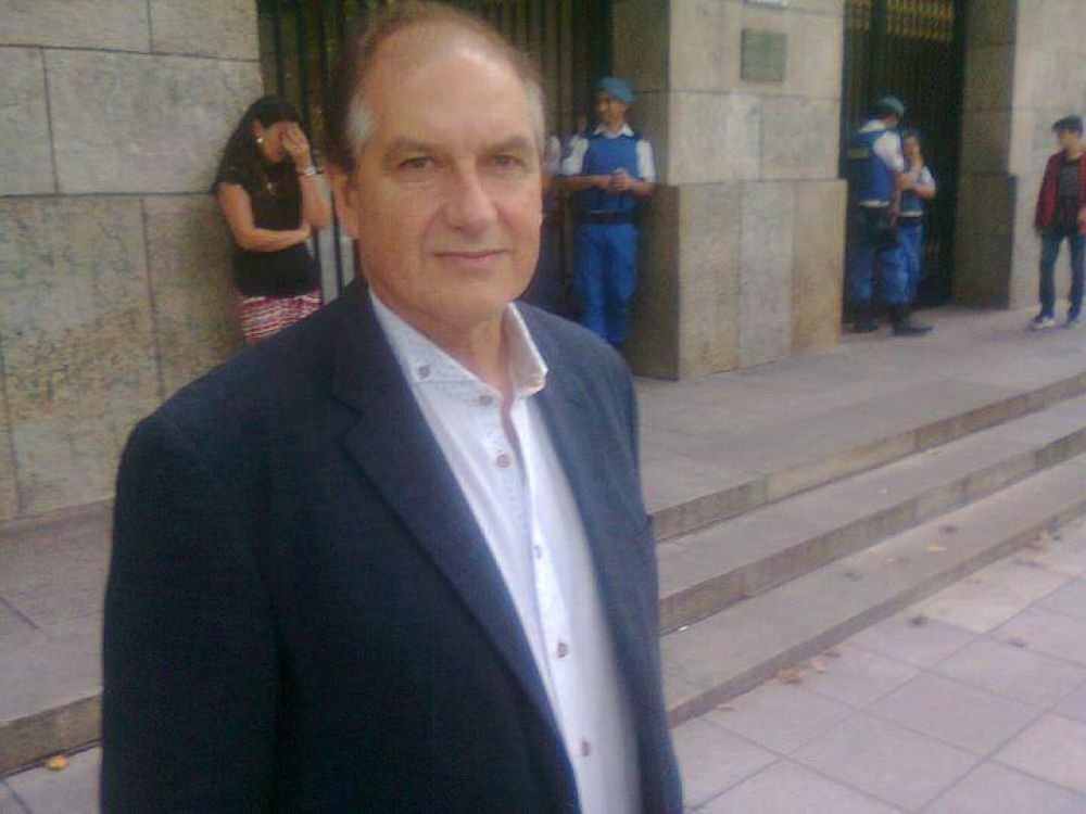 Serebrinsky: �Es inviable el gobierno de Arroyo sin el apoyo de Provincia y Naci�n�