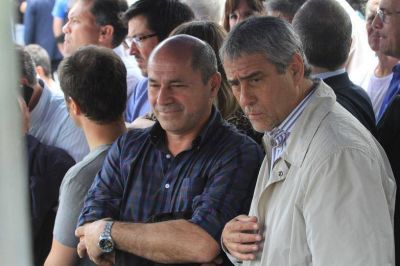 Ferraresi asegur� que Cristina ser� candidata por fuera del FpV y que no habr� PASO