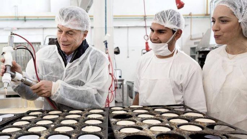 Mauricio Macri y Mar�a Eugenia Vidal y Jorge Macri visitaron una pasteler�a artesanal de Vicente L�pez