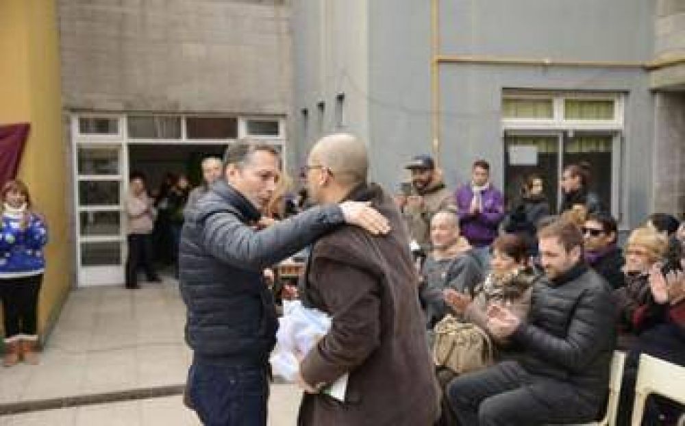 Gray destac� la importancia de �trabajar en la conservaci�n del medio ambiente�