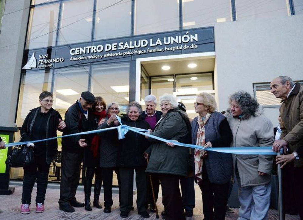 Andreotti inaugur� el nuevo Centro de Salud La Uni�n