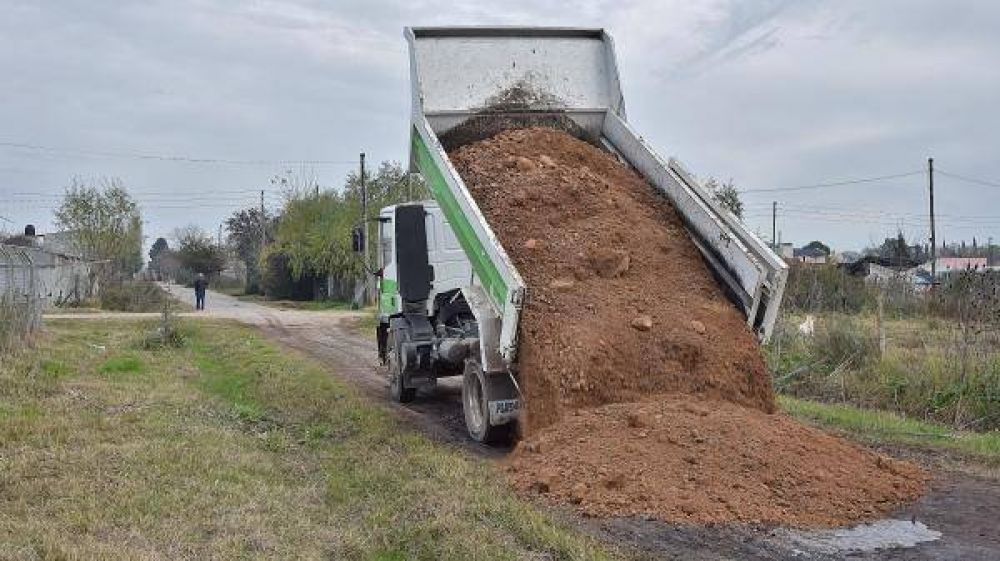 Obras pluviales y viales en la localidad de Open Door