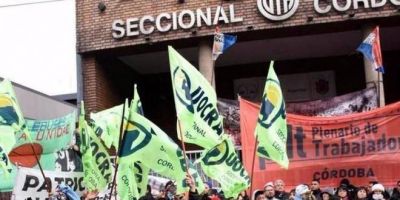 Contin�a el paro de choferes y C�rdoba capital sigue sin colectivos