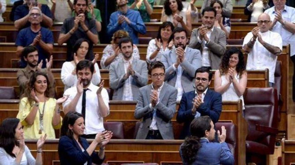 Podemos busca el apoyo socialista para �sacar al Partido Popular del gobierno�