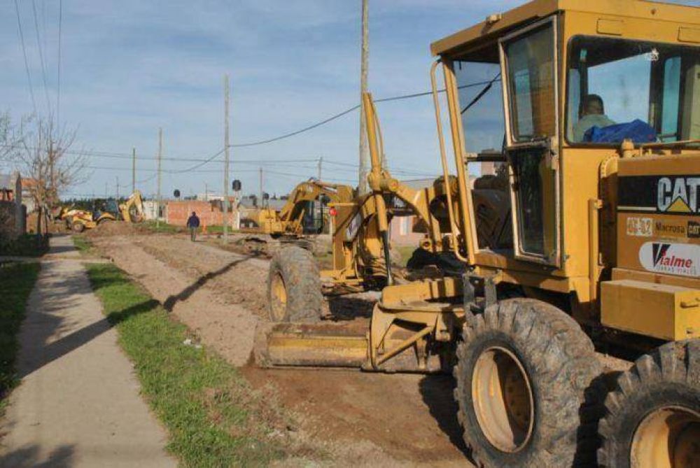 Contin�an las obras en el Barrio Bernab�