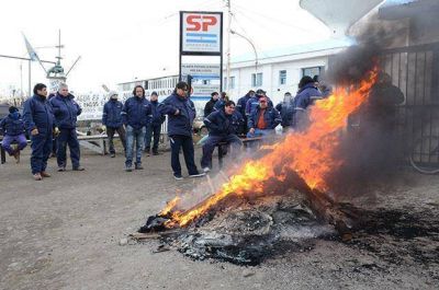 Trabajadores autoconvocados pidieron el pago de sueldos