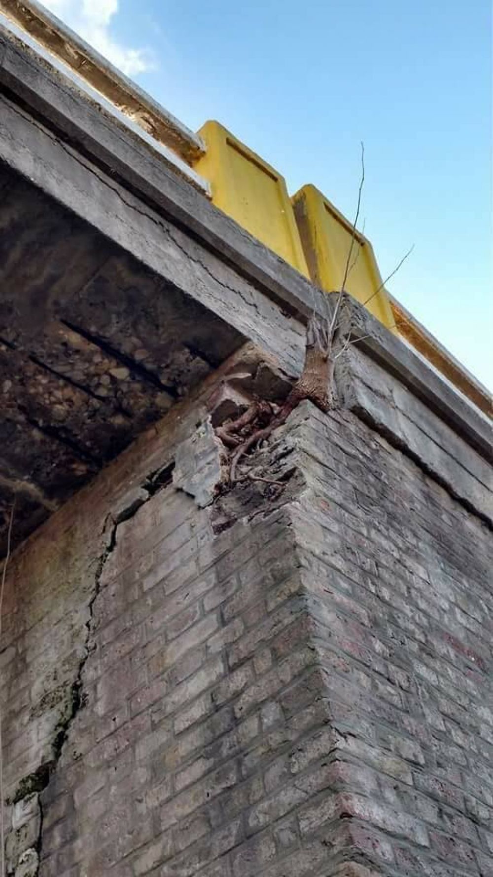 El Municipio inspeccion� el Puente Grande