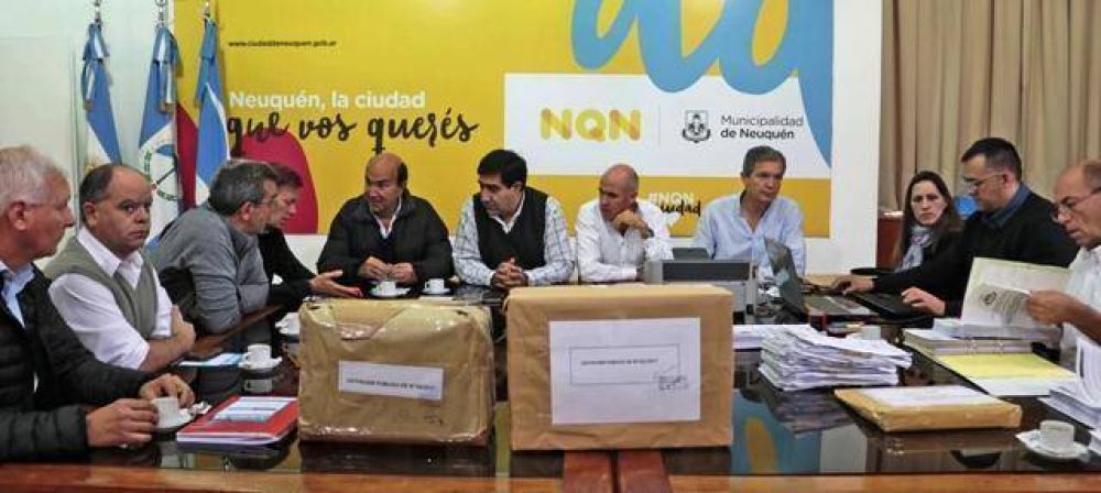 Compiten tres empresas por el Metrobus capitalino