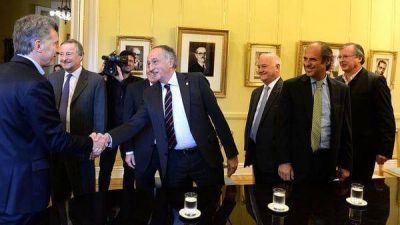 La nueva c�pula de la UIA se reuni� con Mauricio Macri y coincidi� en 