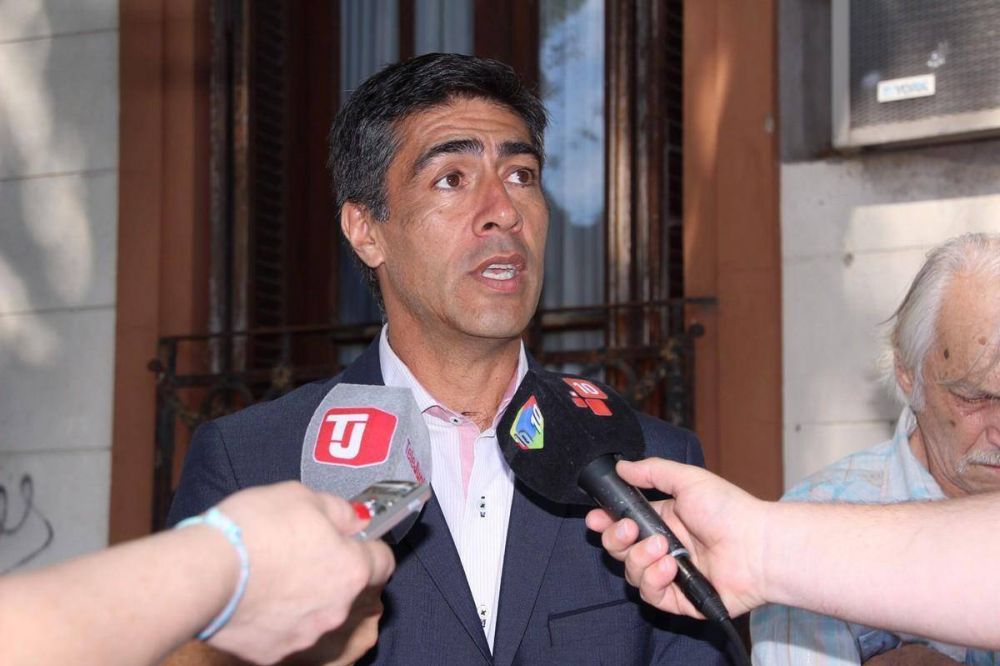 �Para el Gobierno, un pensionado no debe tener obra social o un auto�