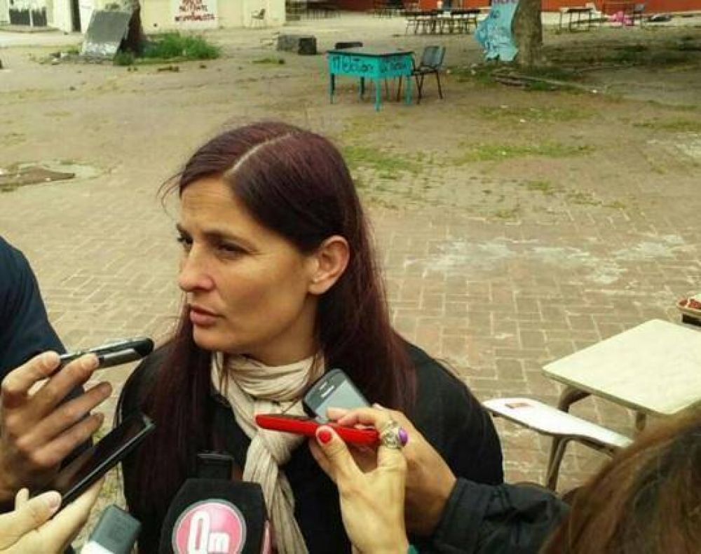 Luana Simoni (PTS) encabezaqr la lista unitaria de concejales en La Plata 