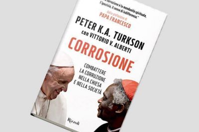 Publican un libro-entrevista al cardenal Turkson, con un pr�logo del papa Francisco