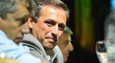 La jugada de Macri para dejar sin primarias en C�rdoba al radical Ram�n Mestre