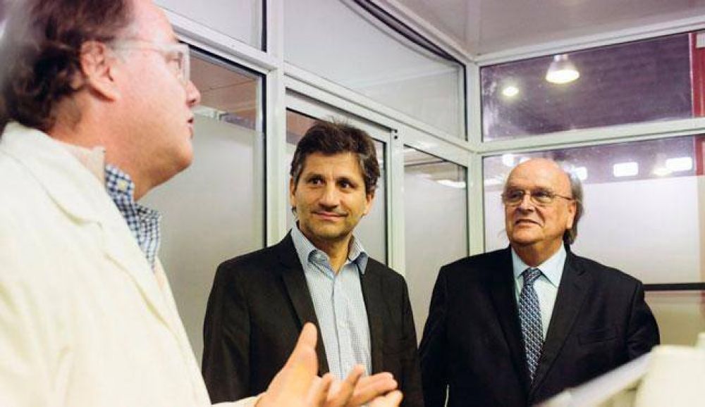  �Estamos formando nuestro equipo para ocuparnos de solucionar los verdaderos problemas�
