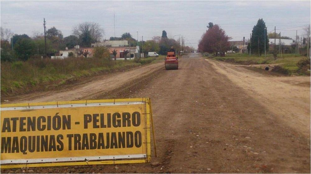 Trabajos de mejoras sobre la calle Estrada