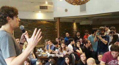 En Devoto, Lousteau continu� su campa�a